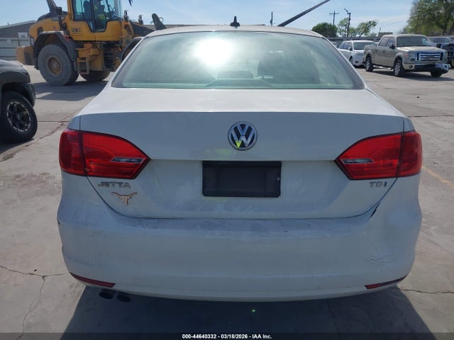 Продажа на аукционе авто 2012 Volkswagen Jetta 2.0l Tdi, vin: 3VWLL7AJ8CM472031, номер лота: 44640332