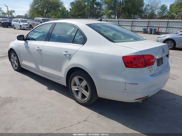 Продажа на аукционе авто 2012 Volkswagen Jetta 2.0l Tdi, vin: 3VWLL7AJ8CM472031, номер лота: 44640332