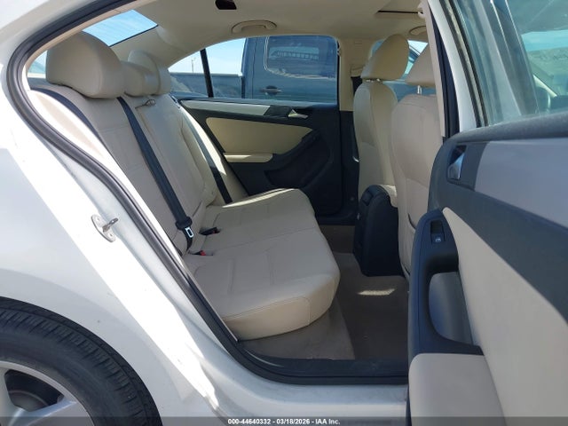 Продажа на аукционе авто 2012 Volkswagen Jetta 2.0l Tdi, vin: 3VWLL7AJ8CM472031, номер лота: 44640332