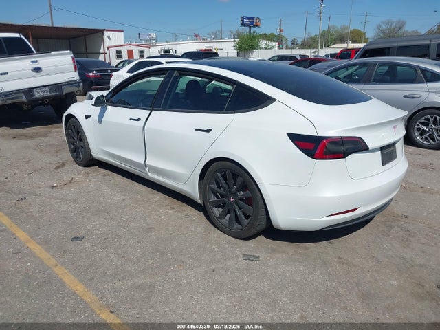 2020 Tesla Model 3 Standard Range Plus Rear-wheel Drive/standard Range Rear-wheel Drive მანქანა იყიდება აუქციონზე, vin: 5YJ3E1EA1LF807994, აუქციონის ნომერი: 44640339