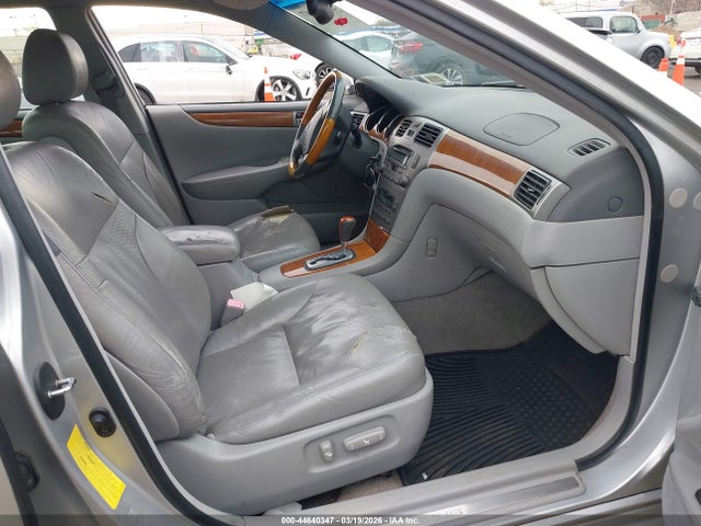 Продажа на аукционе авто 2005 Lexus Es 330, vin: JTHBA30GX55124466, номер лота: 44640347