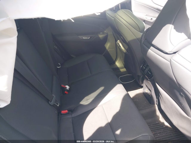 44640368 :رقم المزاد ، 2T2KGCEZ6RC045990 vin ، 2024 Lexus Nx 350 F Sport Handling مزاد بيع