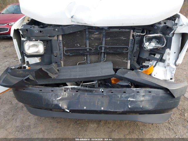 2017 GMC SAVANA 2500 1GTW7AFF0H1137954 Photo 9