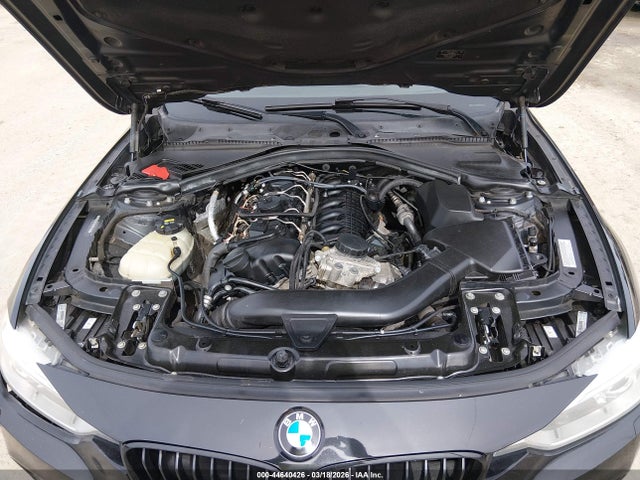 44640426 :رقم المزاد ، WBA3B9G55FNR94358 vin ، 2015 Bmw 335i Xdrive مزاد بيع
