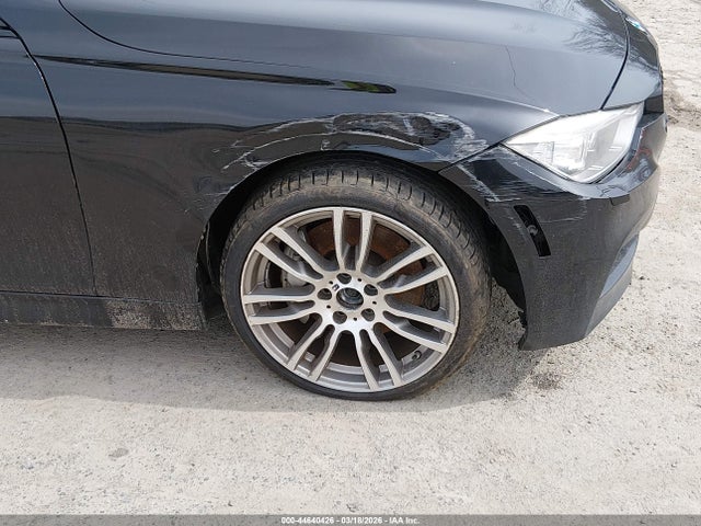 44640426 :رقم المزاد ، WBA3B9G55FNR94358 vin ، 2015 Bmw 335i Xdrive مزاد بيع