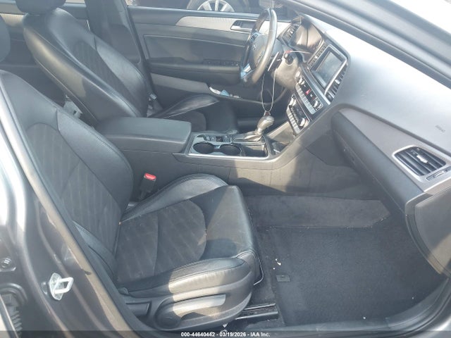 Продаж на аукціоні авто 2019 Hyundai Sonata Sport, vin: 5NPE34AF8KH799300, номер лоту: 44640442