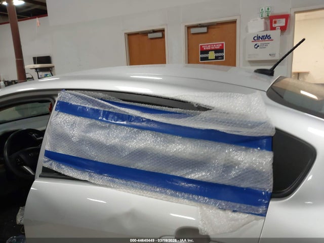 44640449 :رقم المزاد ، KNADM4A3XH6061075 vin ، 2017 Kia Rio Lx مزاد بيع