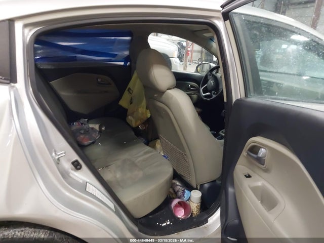 44640449 :رقم المزاد ، KNADM4A3XH6061075 vin ، 2017 Kia Rio Lx مزاد بيع