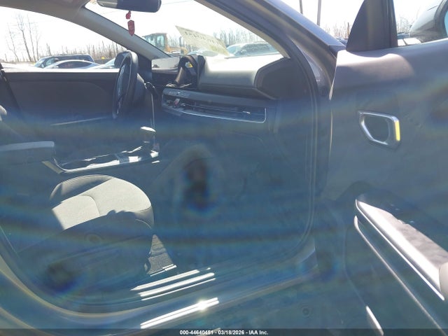 2025 KIA K4 3KPFT4DEXSE112491 Photo 4