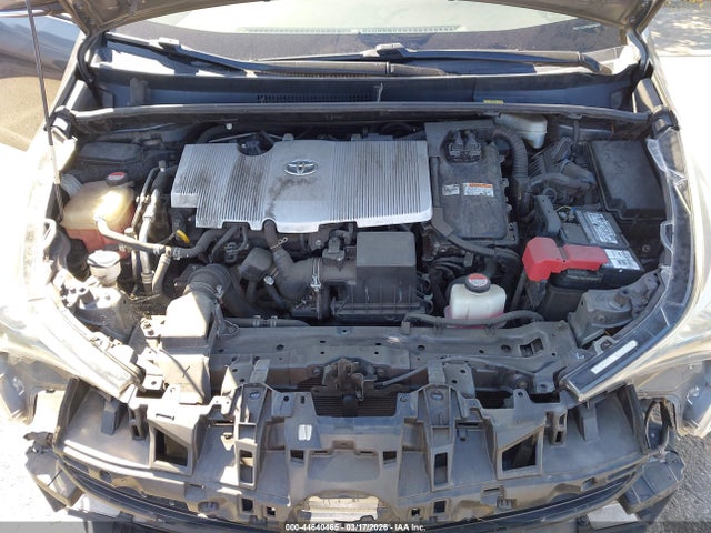JTDKBRFU8G3016716 Toyota Prius Two