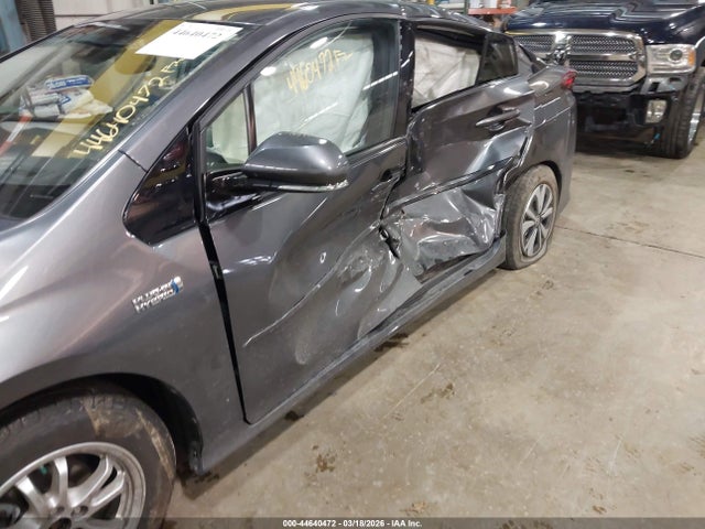 Toyota Prius Prime Advanced 2017 JTDKARFP8H3039699 Image 16