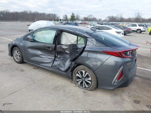 Toyota Prius Prime Advanced 2017 JTDKARFP8H3039699 Image 3