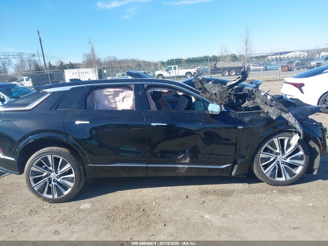 Продажа на аукционе авто 2024 Cadillac Lyriq Luxury W/1se, vin: 1GYKPSRL6RZ137850, номер лота: 44640474