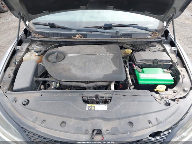 Aukcja sprzedaży 2015 Chrysler 200 S, vin: 1C3CCCDG8FN648702, numer aukcji: 44640498