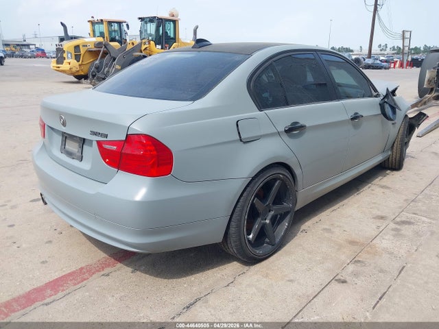 2009 Bmw 328i მანქანა იყიდება აუქციონზე, vin: WBAPH77599NM27529, აუქციონის ნომერი: 44640505