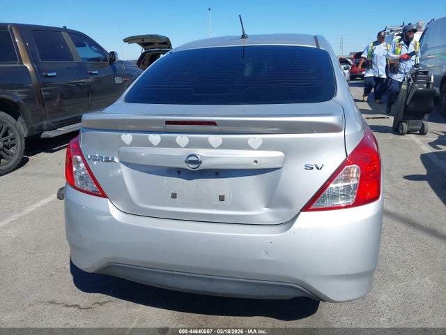 3N1CN7AP0HK472113 Nissan Versa 1.6 Sv