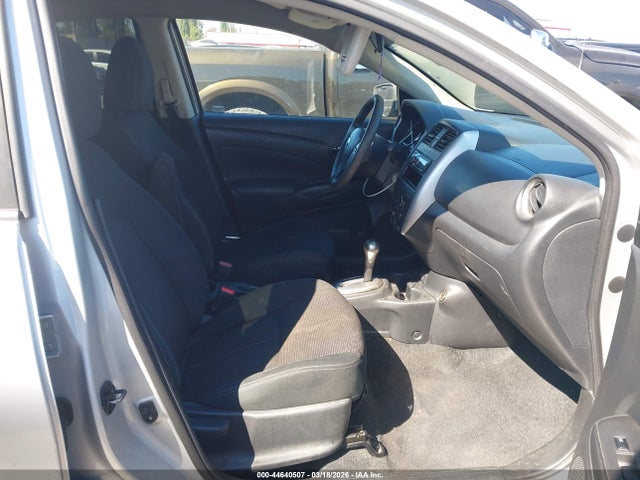 3N1CN7AP0HK472113 Nissan Versa 1.6 Sv