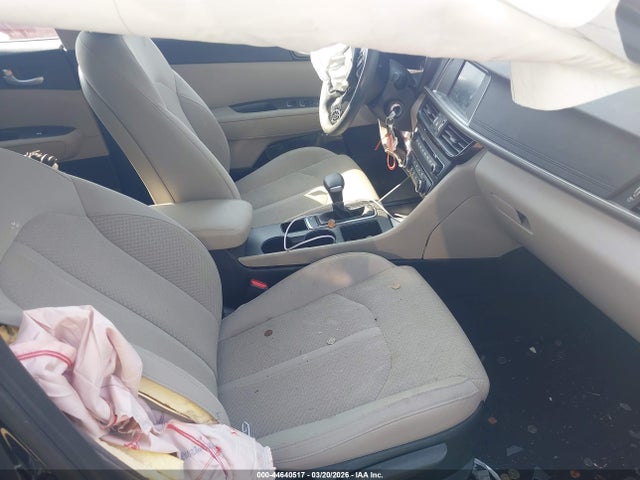 2018 Kia Optima Lx მანქანა იყიდება აუქციონზე, vin: 5XXGT4L34JG261313, აუქციონის ნომერი: 44640517