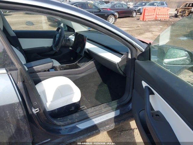 Aukcja sprzedaży 2019 Tesla Model 3 Long Range/mid Range/standard Range/standard Range Plus, vin: 5YJ3E1EA5KF402753, numer aukcji: 44640525
