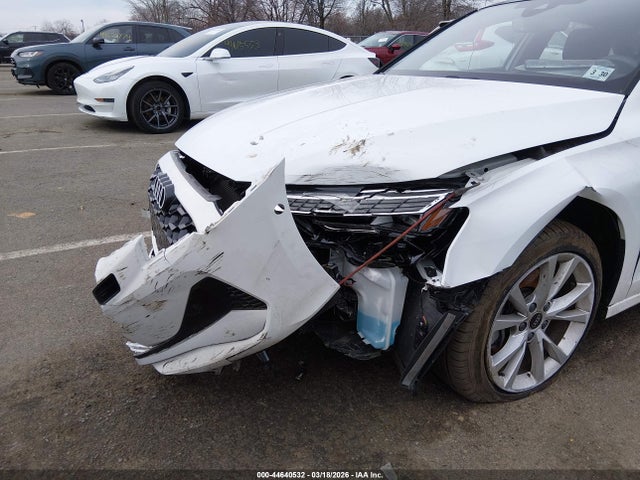 Aukcja sprzedaży 2025 Audi A3 Premium 40 Tfsi Quattro S Tronic, vin: WAUGUDGY7SA046750, numer aukcji: 44640532