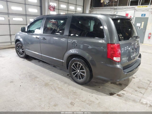 2C4RDGCG6JR137058 Dodge Grand Caravan Sxt