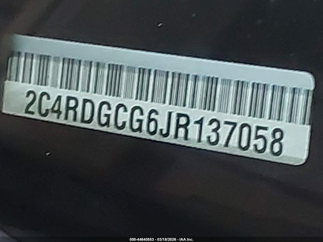 2C4RDGCG6JR137058 Dodge Grand Caravan Sxt