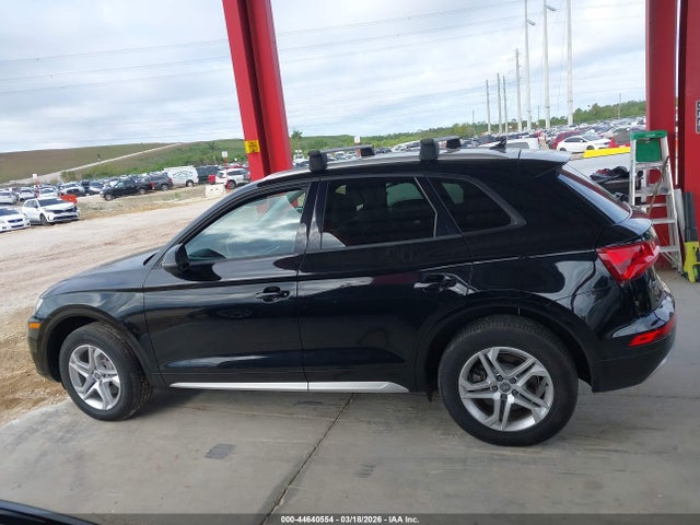2018 Audi Q5 2.0t Premium/2.0t Tech Premium მანქანა იყიდება აუქციონზე, vin: WA1ANAFY2J2170997, აუქციონის ნომერი: 44640554
