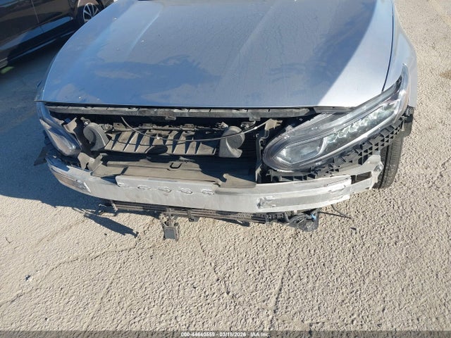 2018 Honda Accord Sport მანქანა იყიდება აუქციონზე, vin: 1HGCV1F38JA247608, აუქციონის ნომერი: 44640559