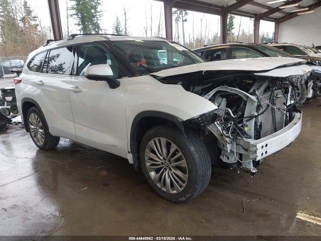 2023 TOYOTA HIGHLANDER 5TDKDRBH9PS004284