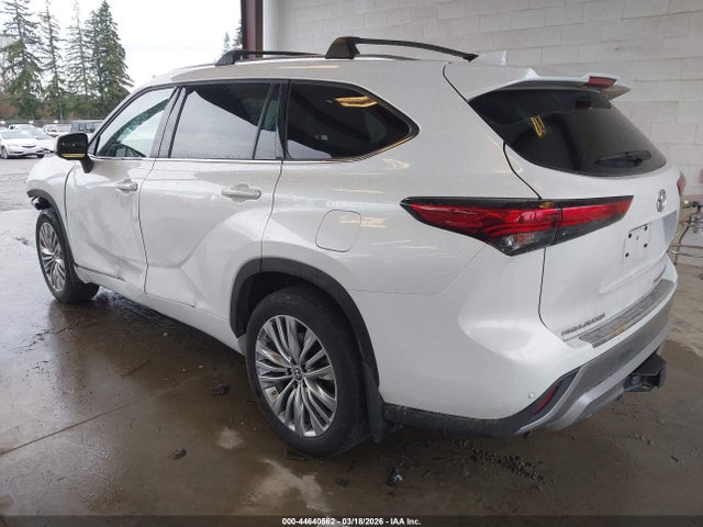 2023 TOYOTA HIGHLANDER 5TDKDRBH9PS004284 Photo 2