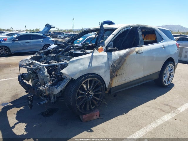 2GNAXJEV0J6333096 Chevrolet EQUINOX LT