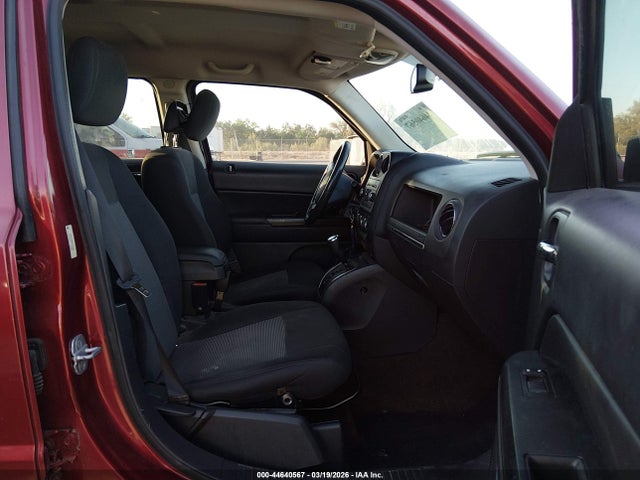 44640567 :رقم المزاد ، 1C4NJPFB9ED515390 vin ، 2014 Jeep Patriot Latitude مزاد بيع