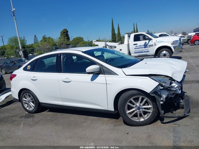 44640583 :رقم المزاد ، 1FADP3F2XJL220663 vin ، 2018 Ford Focus Se مزاد بيع