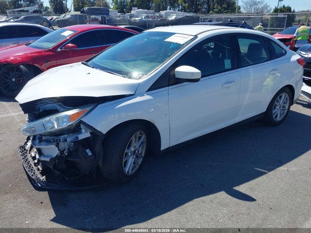 44640583 :رقم المزاد ، 1FADP3F2XJL220663 vin ، 2018 Ford Focus Se مزاد بيع