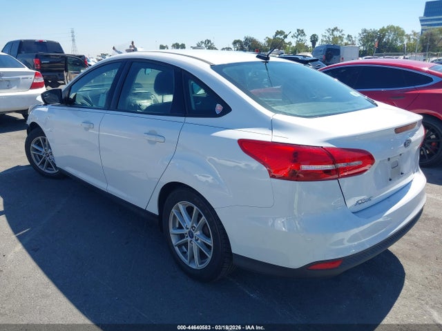 44640583 :رقم المزاد ، 1FADP3F2XJL220663 vin ، 2018 Ford Focus Se مزاد بيع