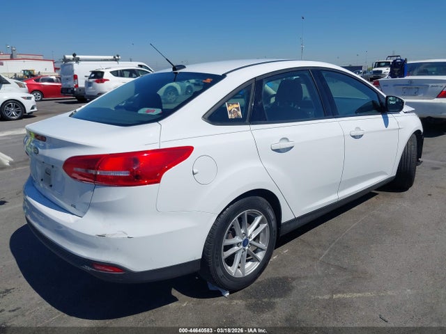 44640583 :رقم المزاد ، 1FADP3F2XJL220663 vin ، 2018 Ford Focus Se مزاد بيع