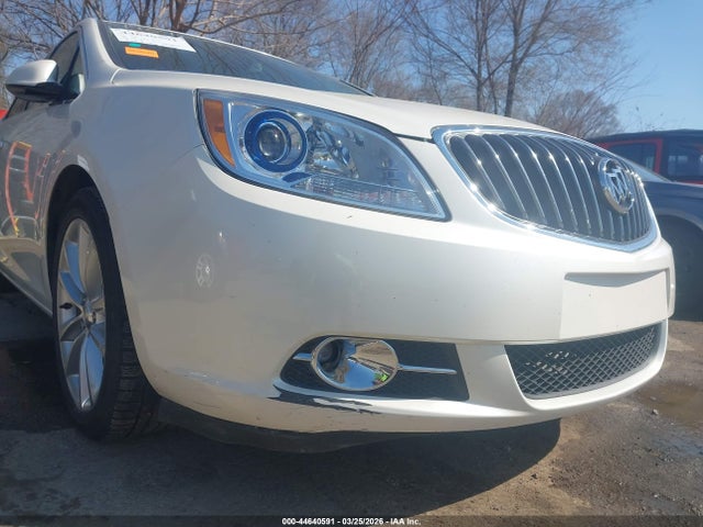 44640591 :رقم المزاد ، 1G4PT5SV8D4138679 vin ، 2013 Buick Verano Premium Group مزاد بيع