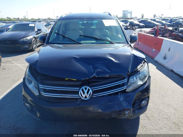 WVGAV7AX5FW515927 Volkswagen TIGUAN SE