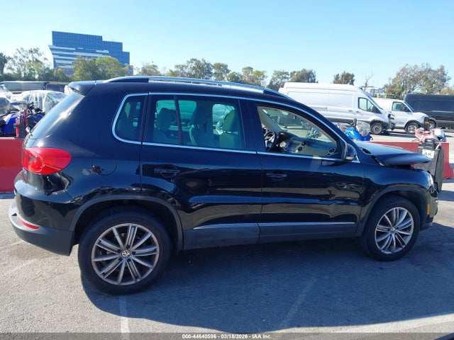 WVGAV7AX5FW515927 Volkswagen TIGUAN SE