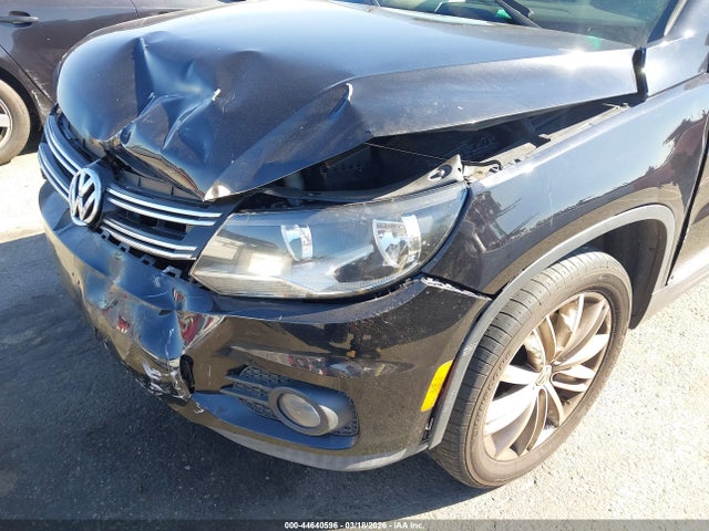 WVGAV7AX5FW515927 Volkswagen TIGUAN SE