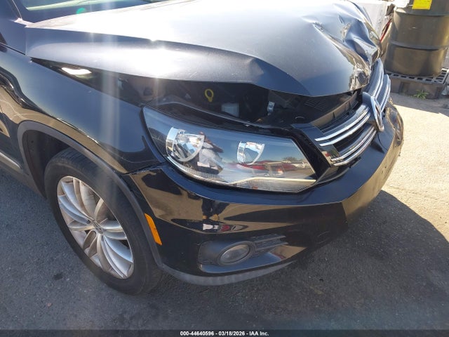 WVGAV7AX5FW515927 Volkswagen TIGUAN SE