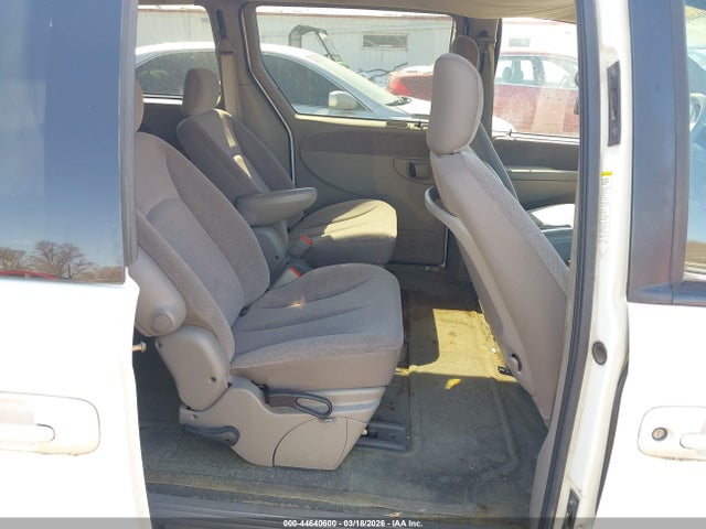 2001 CHRYSLER TOWN & COUNTRY 2C4GP44391R345783 Photo 7
