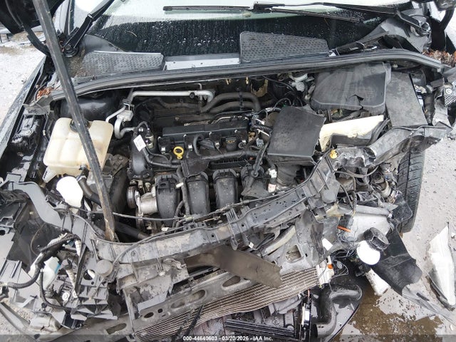 Ford Focus Titanium 2016 1FADP3N22GL213202 Image 10