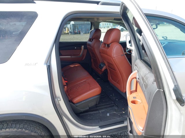 44640612 :رقم المزاد ، 1GKEV33718J127304 vin ، 2008 Gmc Acadia Slt-2 مزاد بيع