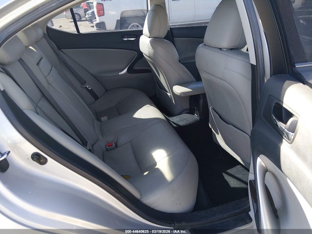 Продажа на аукционе авто 2006 Lexus Is 350, vin: JTHBE262465007526, номер лота: 44640625