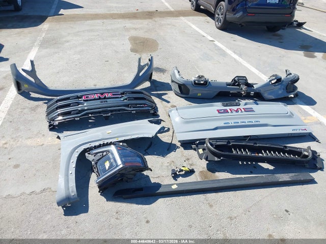 Продажа на аукционе авто 2024 Gmc Sierra 1500 4wd  Short Box At4, vin: 1GTUUEEL5RZ133867, номер лота: 44640642