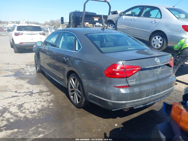 Продаж на аукціоні авто 2016 Volkswagen Passat 1.8t R-line, vin: 1VWAT7A3XGC026382, номер лоту: 44640655