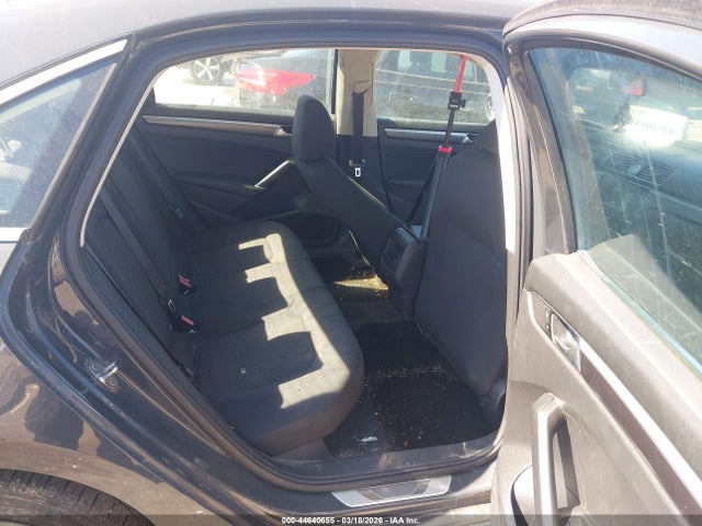 Продаж на аукціоні авто 2016 Volkswagen Passat 1.8t R-line, vin: 1VWAT7A3XGC026382, номер лоту: 44640655