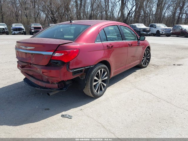 Продаж на аукціоні авто 2013 Chrysler 200 Touring, vin: 1C3CCBBB7DN676733, номер лоту: 44640698
