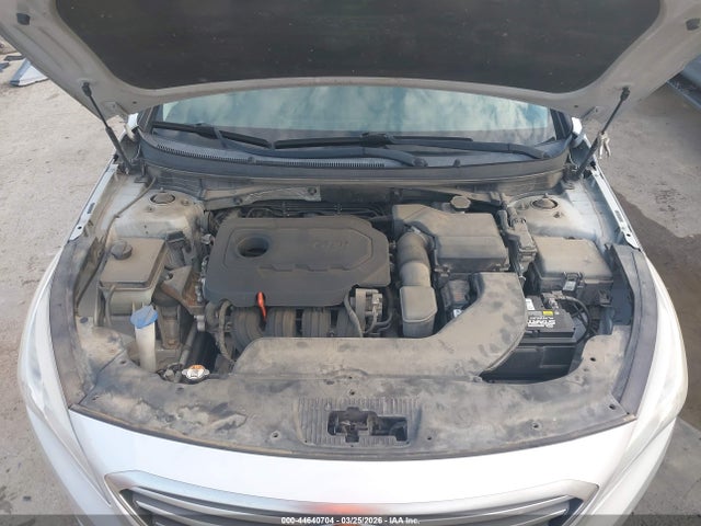 2015 Hyundai Sonata Se მანქანა იყიდება აუქციონზე, vin: 5NPE24AF9FH135029, აუქციონის ნომერი: 44640704
